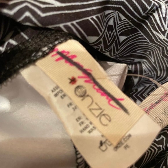 NEW Free People Onzie Ritual Legging Bra SET. Size Medium (fits like a SM/XSM). - Picture 8 of 16
